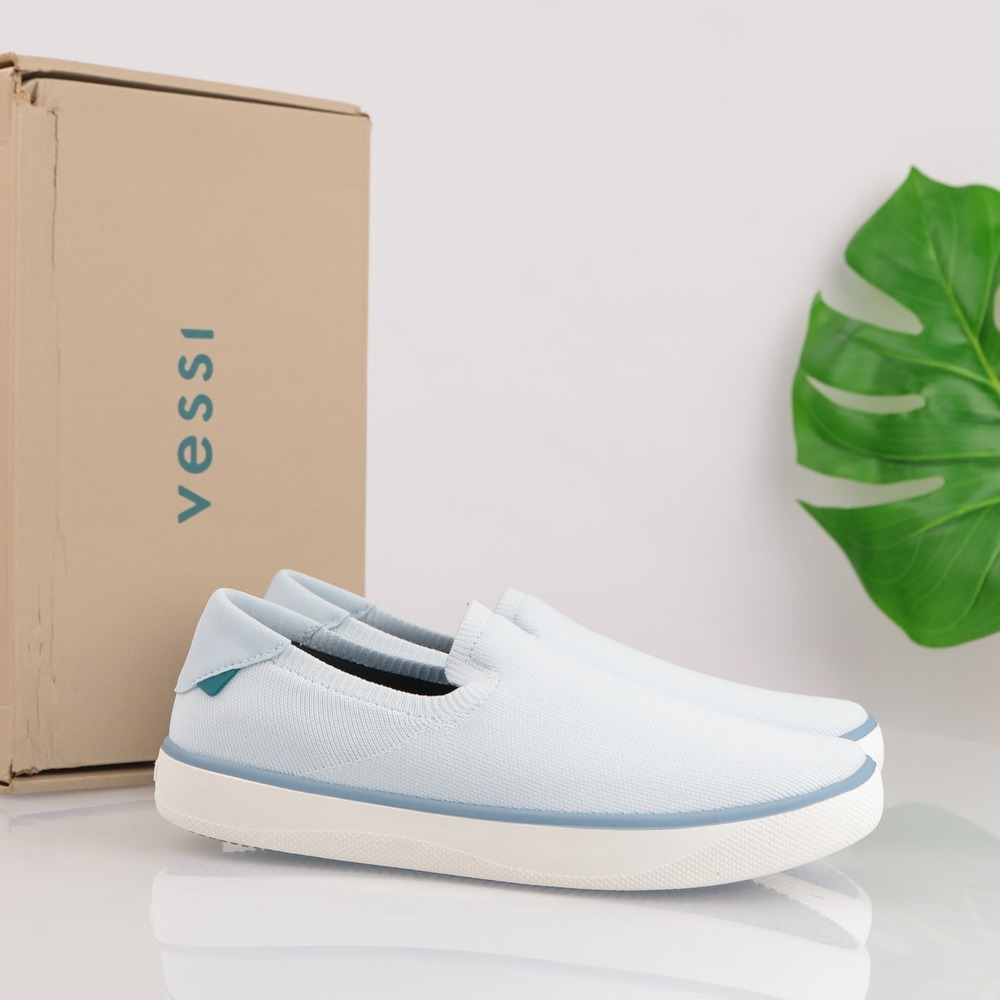 Vessi Mens Boardwalk Slip-On Shoes Size 9 Waterproof Daydream Blue Knit Sneakers